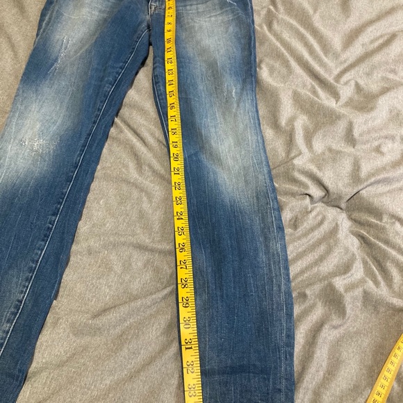 Tommy Hilfiger Jeans - Picture 9 of 10